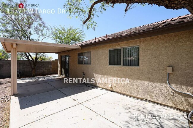 Building Photo - Charming 3BR/2BA Home in Surprise