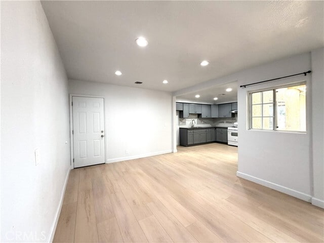 Building Photo - 4839 Grand Ave