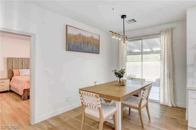 Building Photo - 3236 Rushing Waters Pl