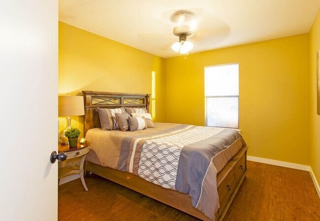 Building Photo - Stunning 3 bed, 2 bath, 1 car garage located in West Tyler!!