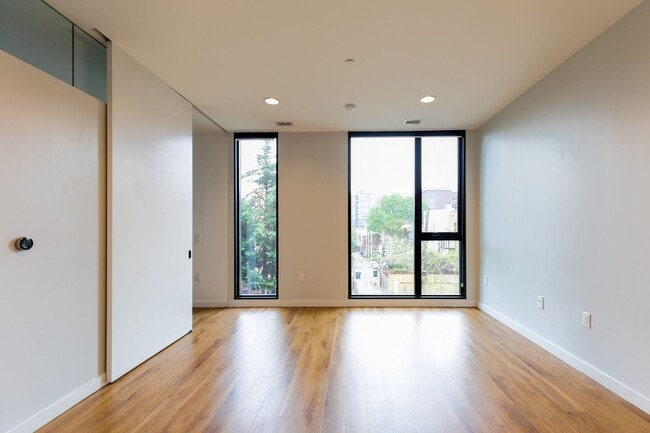 Building Photo - Terrific One Bedroom Condo in Truxton Circle!