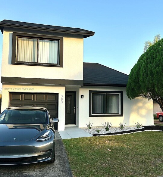 Primary Photo - 14795 SW 97th Ter