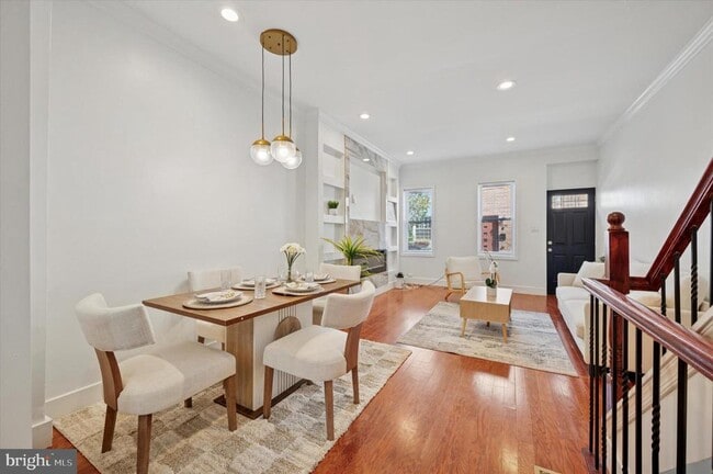 Building Photo - 2124 Pierce St