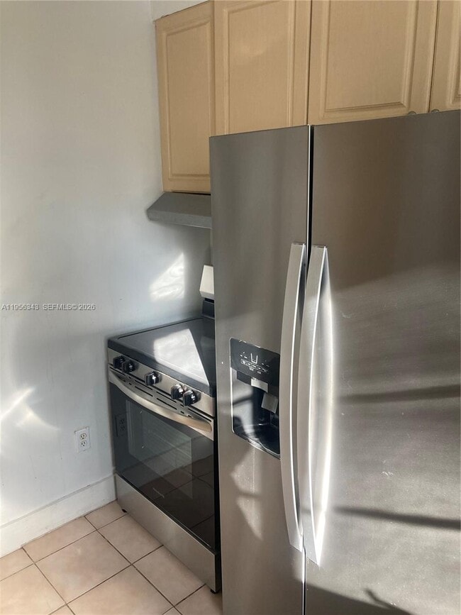 Building Photo - 3742 SW 29th St