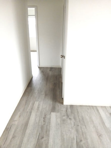 Building Photo - 2012 Ruhland Ave