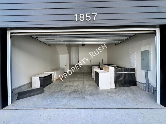 Building Photo - 1857 Zeta Way