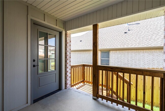 Building Photo - 4206 SW Adams Rd