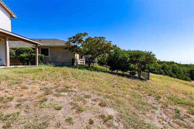 Building Photo - 7313 Lookout Bluff Terrace
