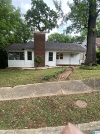 Building Photo - 833 77th Way S