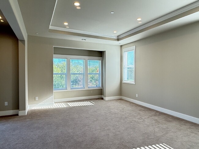 Building Photo - Stunning Hidden Gem with High-End Finishes in Novato