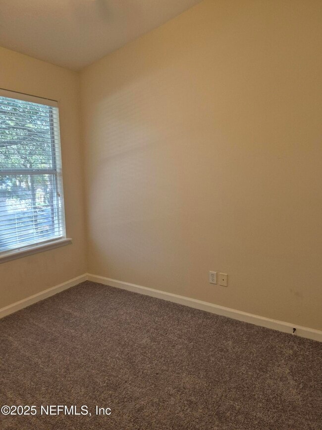 Building Photo - 5851 Parkstone Crossing Dr