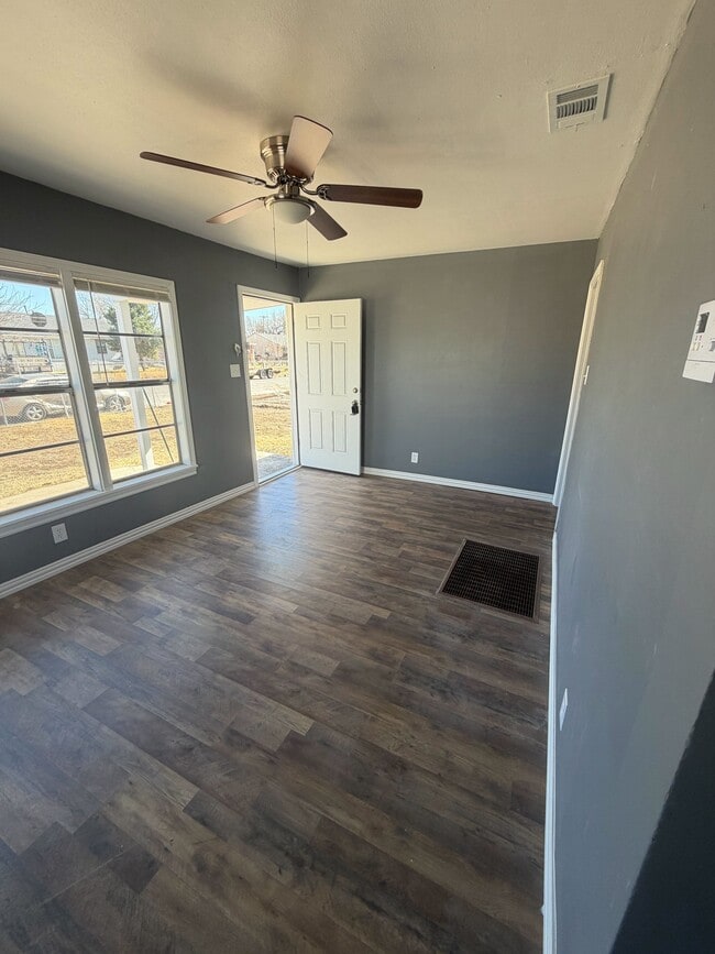 Building Photo - 1419 N Arapahoe St