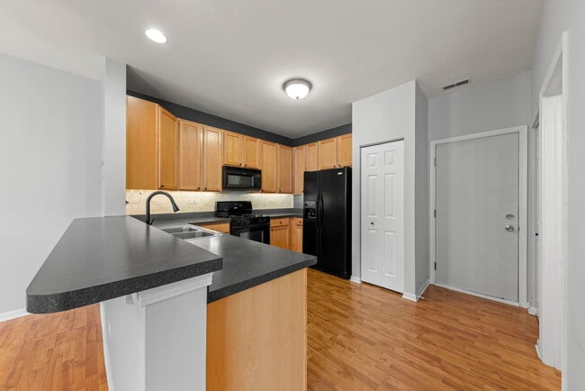 Building Photo - 129 Springbrook Trail S