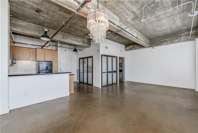 Building Photo - 710 Colorado St