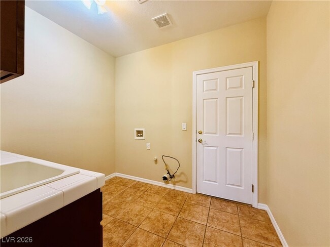 Building Photo - 3312 Saddle Soap Ct