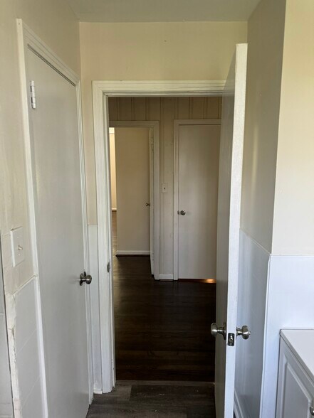 Building Photo - 2644 20th Place Ensley