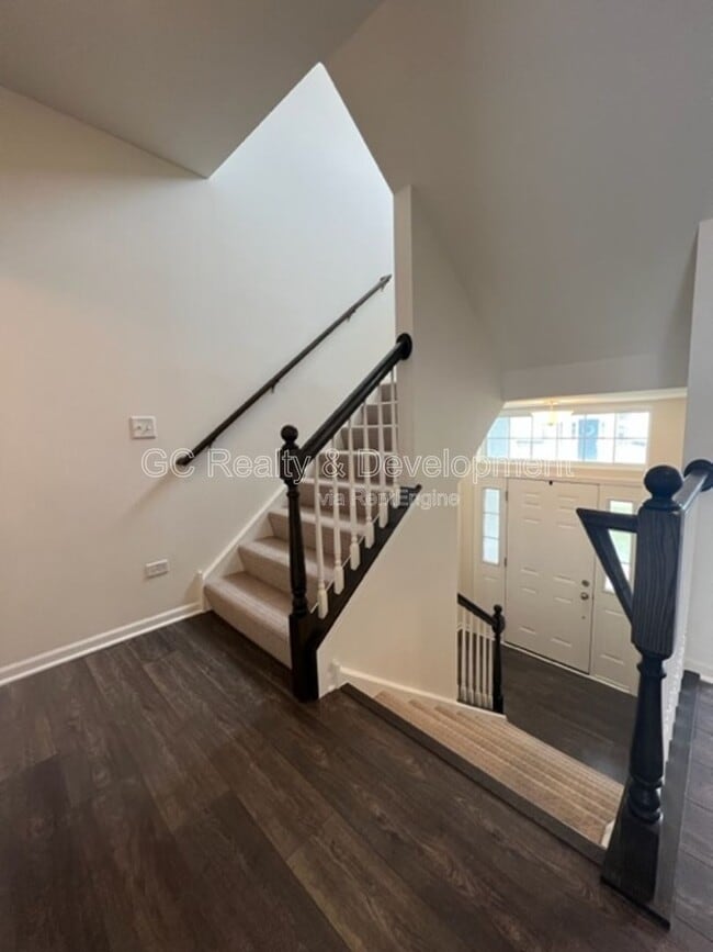 Building Photo - 4435 Monroe Ct