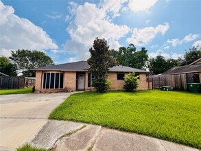 Building Photo - 12211 Wessex Dr