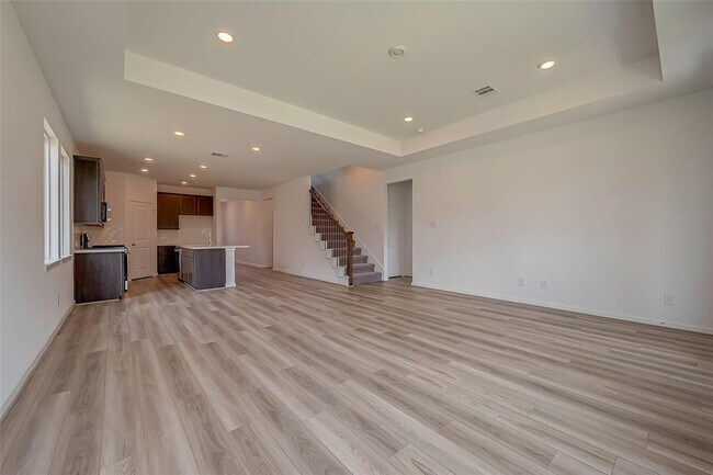 Building Photo - 21807 White Stone Creek Dr