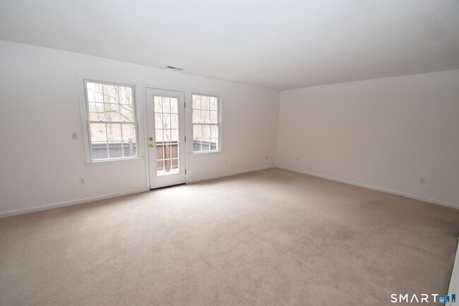 Building Photo - 109 Overshot Dr