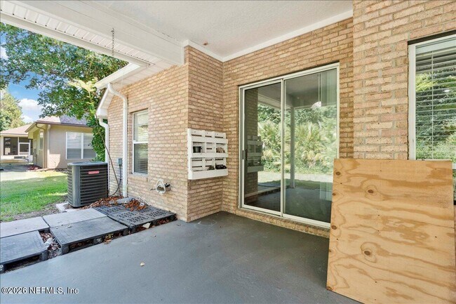 Building Photo - 8871 Canopy Oaks Dr