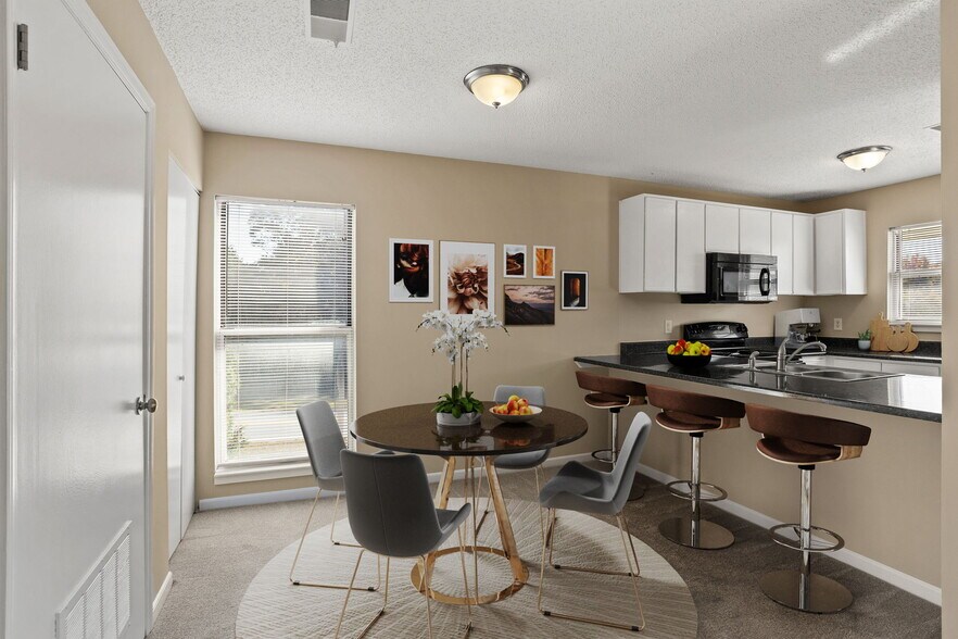 Building Photo - 2601 Duncan Chapel Rd