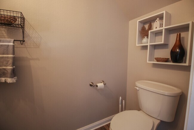 Building Photo - 319 Grand Isle Ln