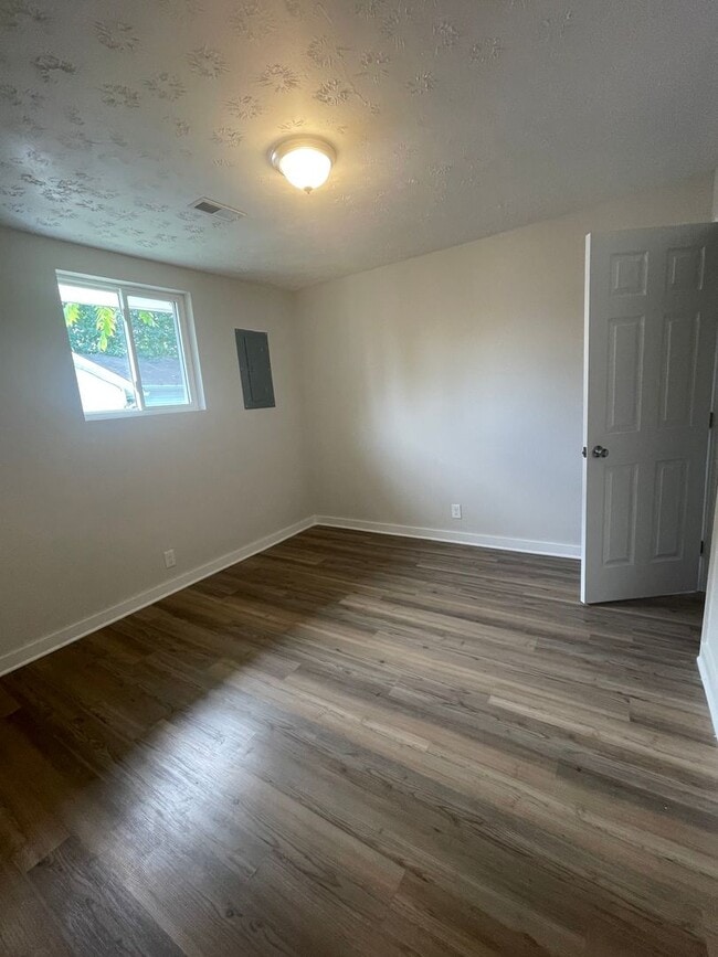 Building Photo - 1251 1st Ave S