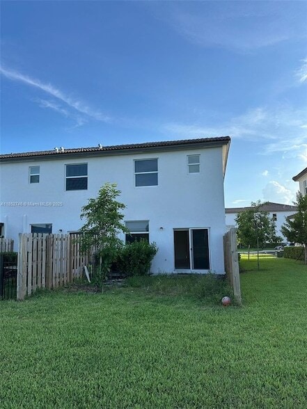Building Photo - 2323 NW 122nd Ter