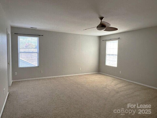 Building Photo - 10942 Dry Stone Dr