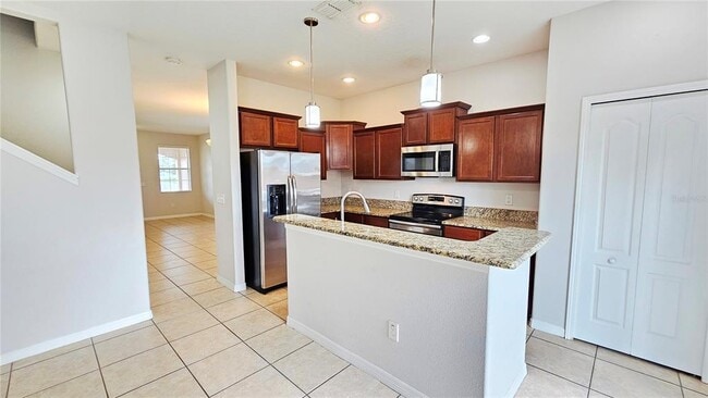 Building Photo - 10789 Savannah Landing Cir