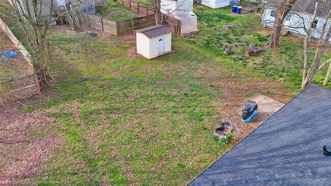 Building Photo - 3 Bedroom / 1 Bathroom Home in Russellville