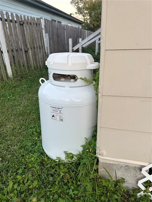 Building Photo - 1109 Willow Ave