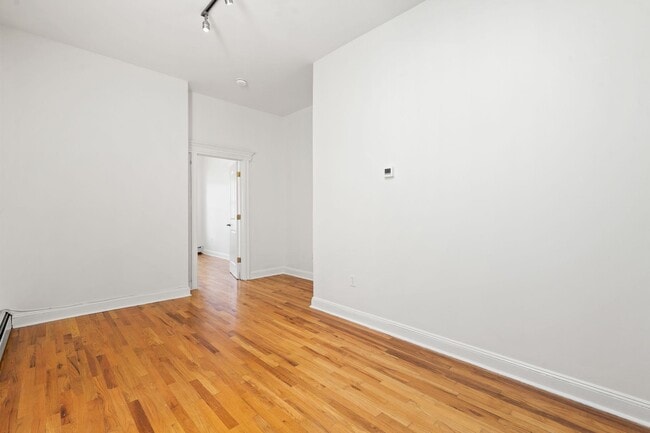 Building Photo - 349 7th St