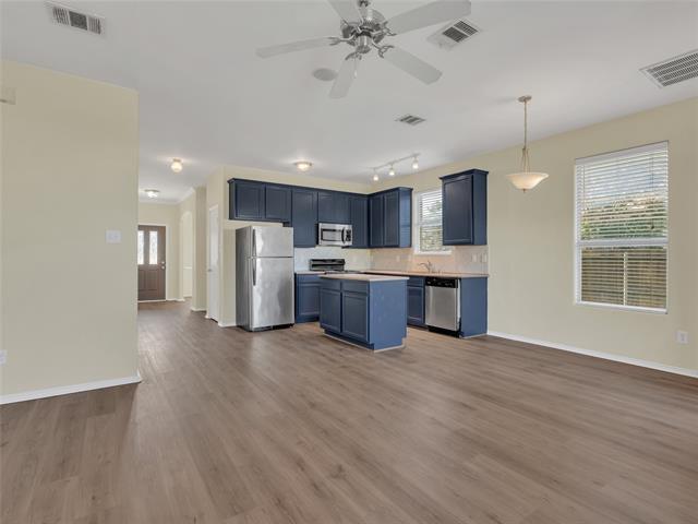 Building Photo - 2713 Appaloosa Ln