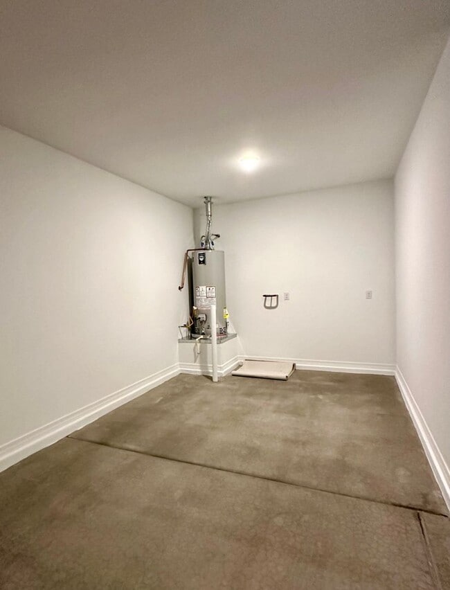 Building Photo - SENTERO CROSSING 3 bed 2 bath home
