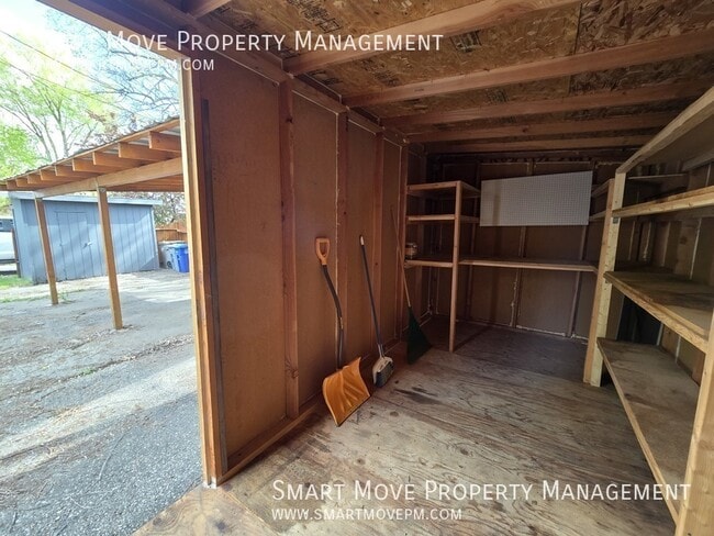 Building Photo - 2113 N 15th St