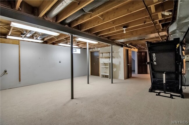 Building Photo - 6 St Charles Ct