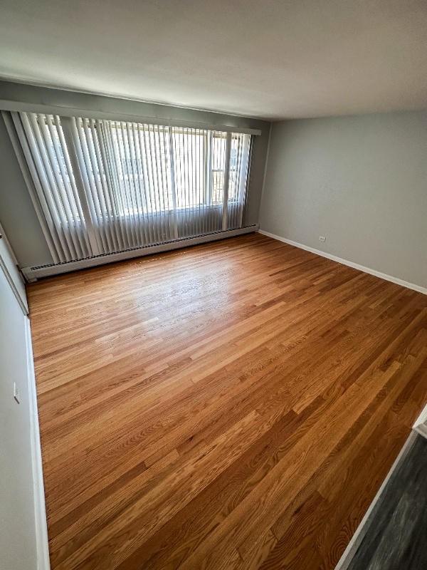 Building Photo - 7344 W Belmont Ave