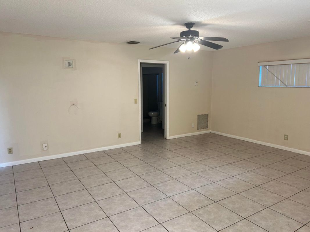 Building Photo - 23 Crossings Cir