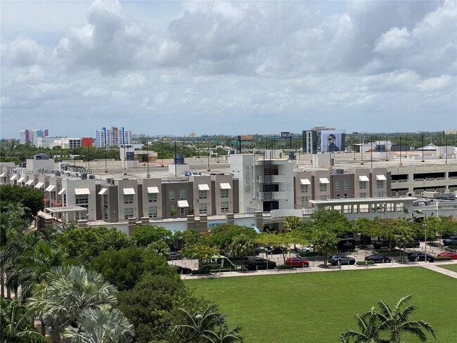 Building Photo - 3301 NE 1st Ave