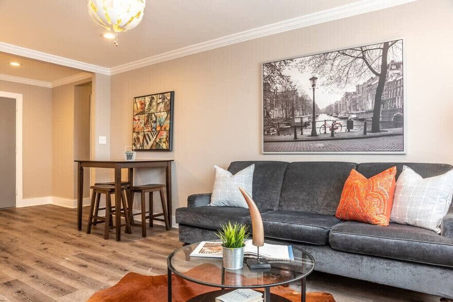 Building Photo - 215 Piedmont Ave NE