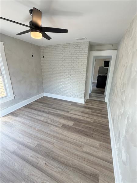 Building Photo - 422 Glen Ave