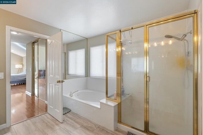 Building Photo - 342 Newcastle Ln