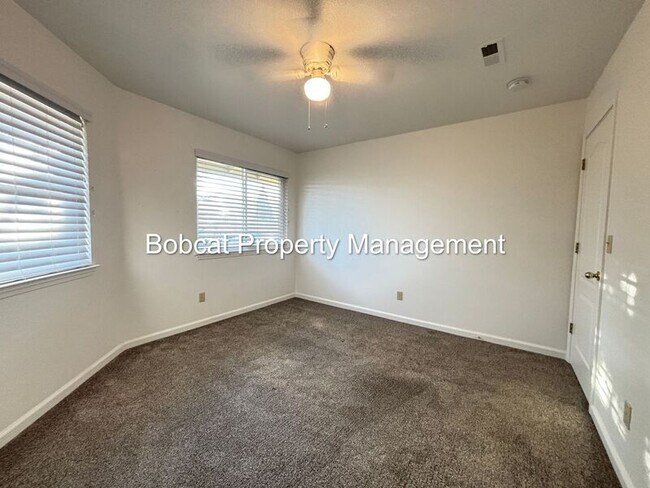 Building Photo - 1407 Mission St