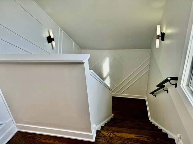 Building Photo - 3135 S 53rd Ave