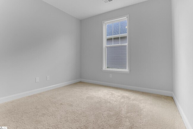 Building Photo - 111 Royal Pine Wy.