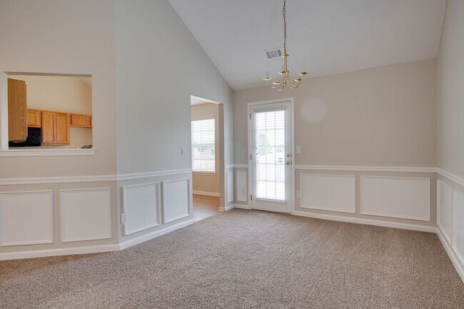 Building Photo - Great Jonesboro Living, 4 Bedroom, 3 Bath
