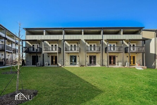 Building Photo - 1922 Addi Ln