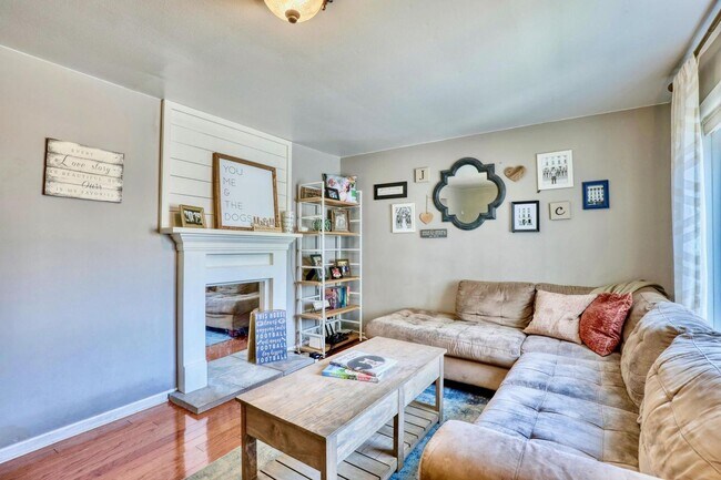 Building Photo - Beautiful Updated 3-Bedroom Colonial – Prime East Side Location